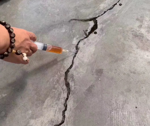 佛山混凝土裂缝修补技术详解​
